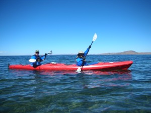1 day seakayak in lake titicaca, tandem paddle with guide